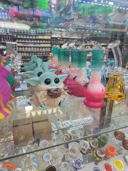 IOWA SMOKE SHOP&VAPE&CIGARS 7