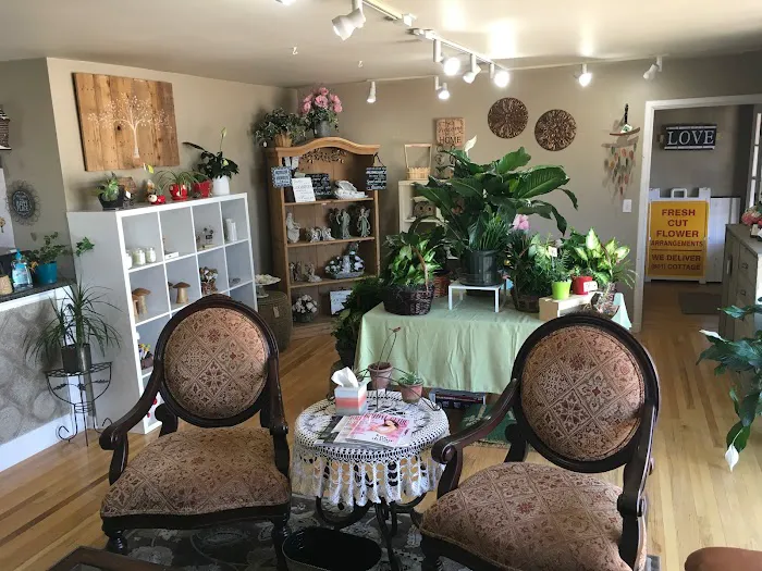 Enchanted Cottage Floral & Gifts 1