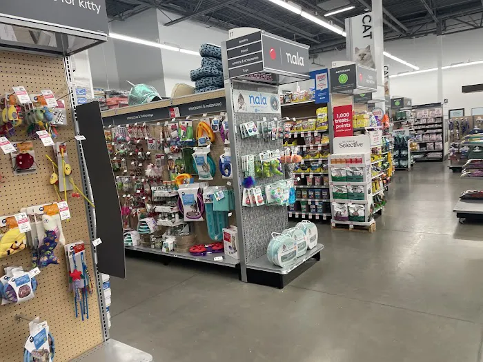 T.J. Maxx & HomeGoods 8