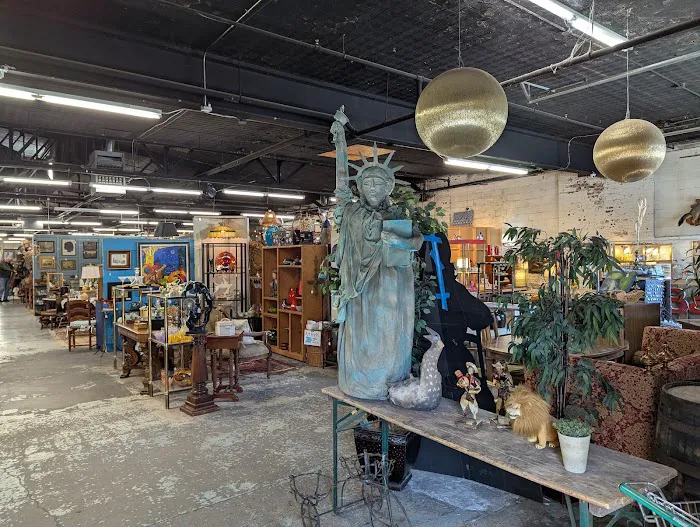 Fleur De Flea Vintage Market 6