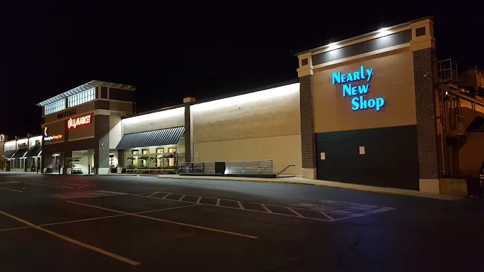 Nearly New Shop 4