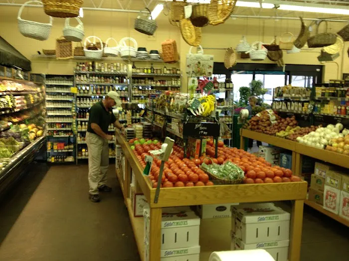 Paul's Fruit Market 1