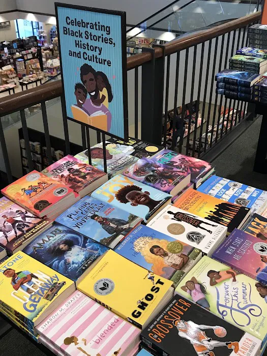 Barnes & Noble 4