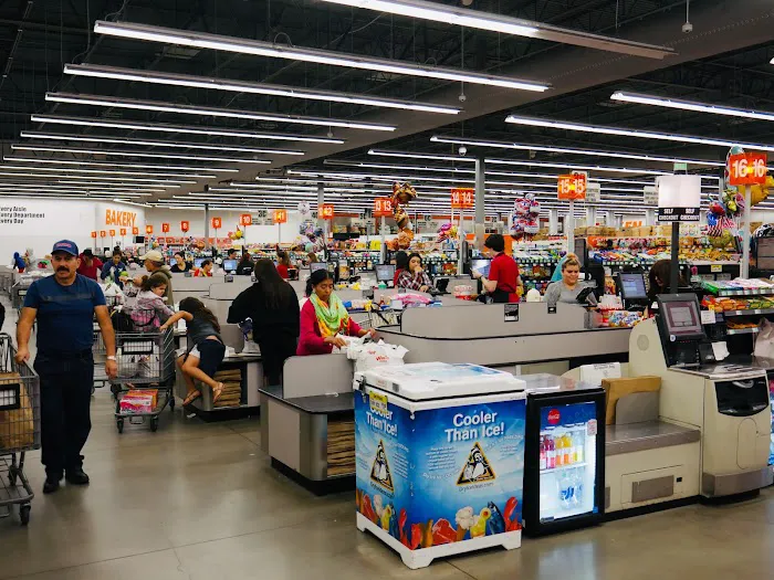 WinCo Foods 6