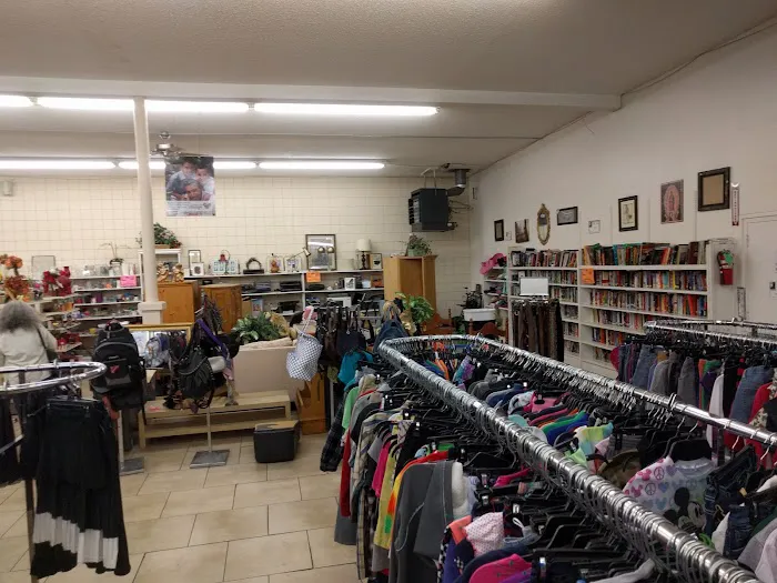 Goodwill Retail Store & Donation Center 4