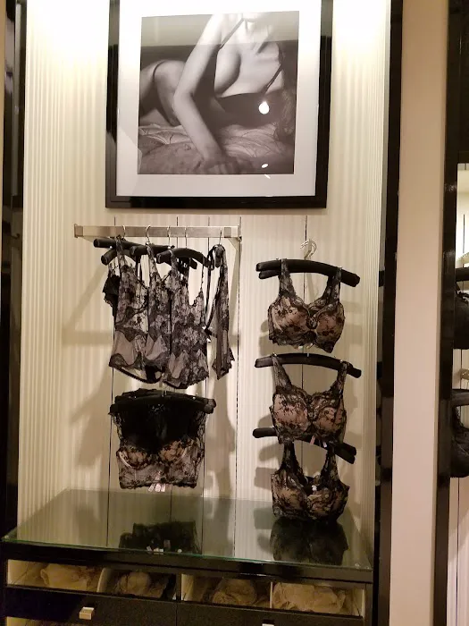 Victoria's Secret & PINK by Victoria's Secret 9