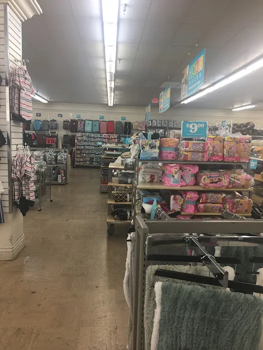 Fallas Paredes Discount Stores 1