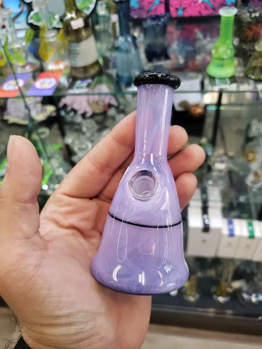 Puffy smoke shop 1