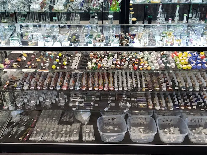 Puffy smoke shop 3