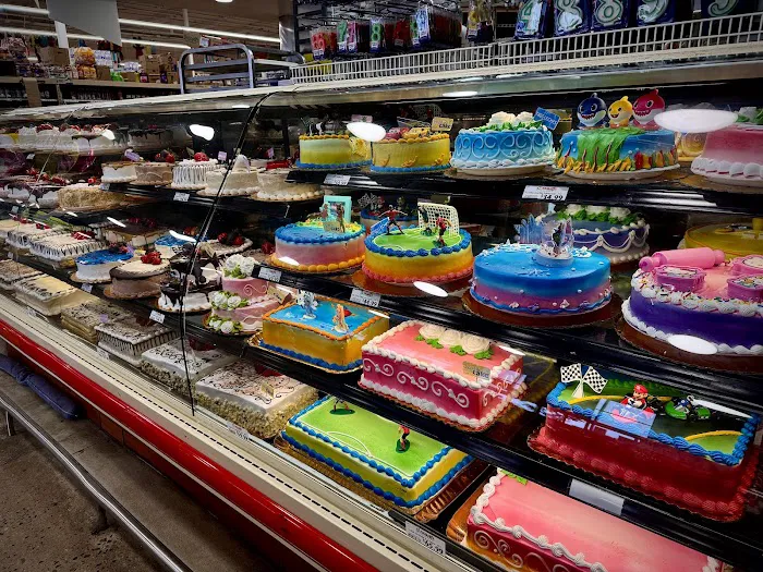 Vallarta Supermarkets 6