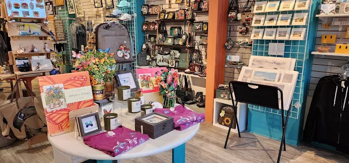 Very Ventura Gift Shop & Gallery 0