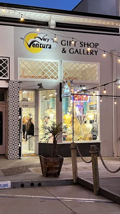 Very Ventura Gift Shop & Gallery 7