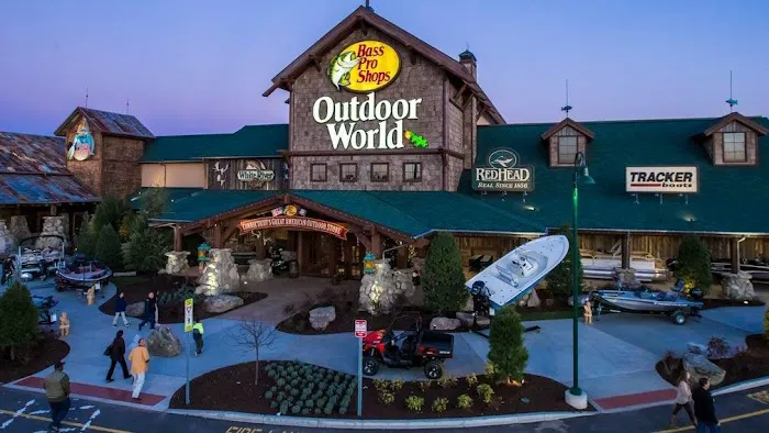 Bass Pro Shops 0