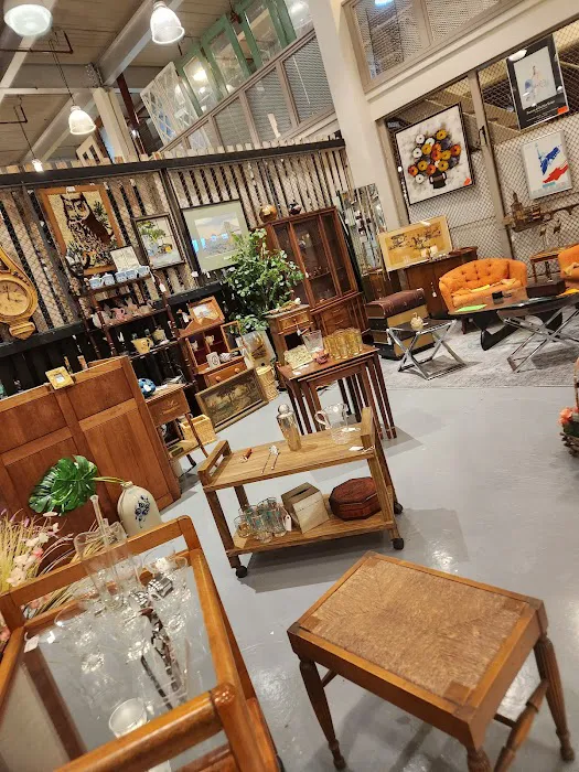 Mongers Market 5
