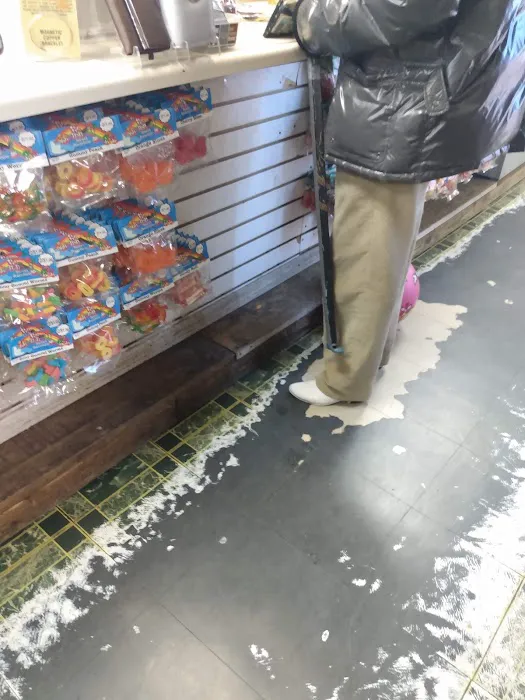 Dollar Plus 0