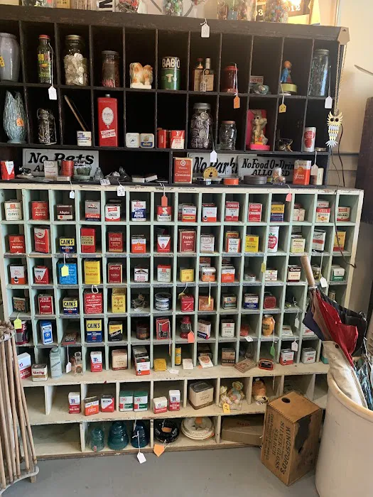 Brown's Vintage & Variety 9