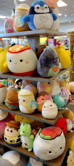 Amy's Hallmark Shop 4
