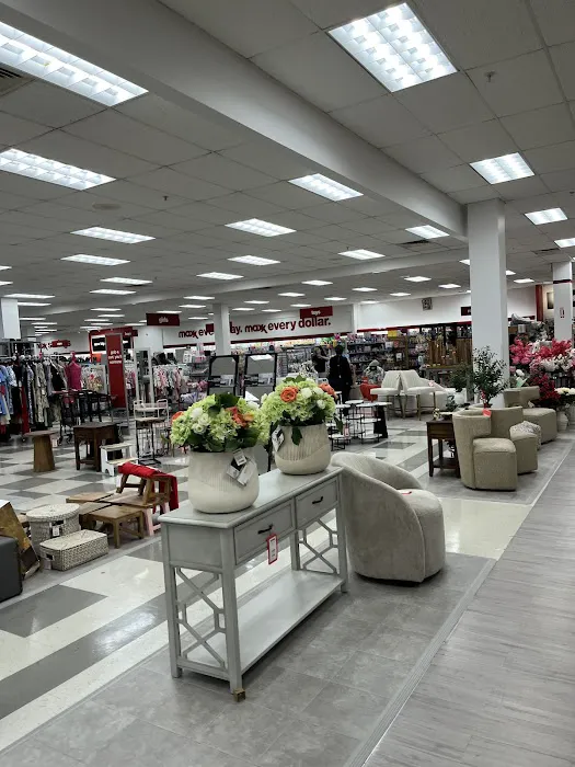 T.J. Maxx 0