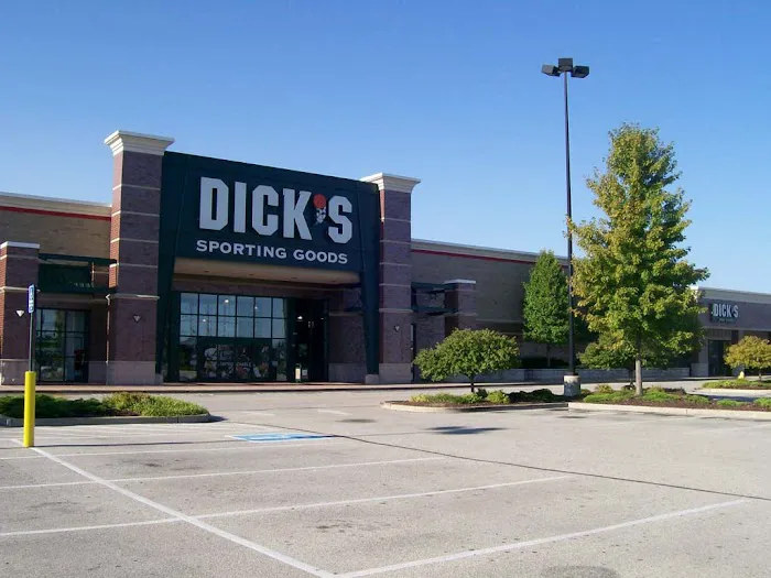DICK'S Sporting Goods 0