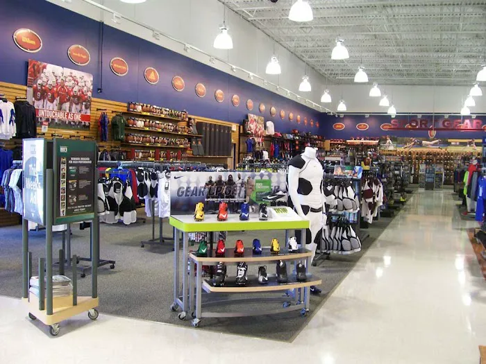 DICK'S Sporting Goods 1