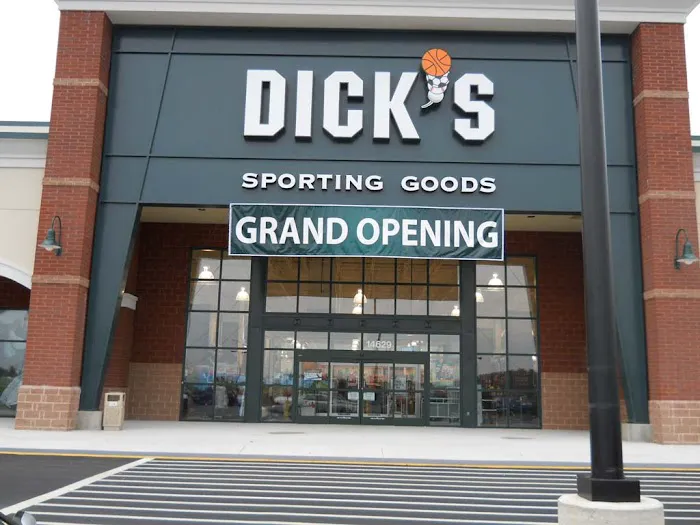 DICK'S Sporting Goods 5