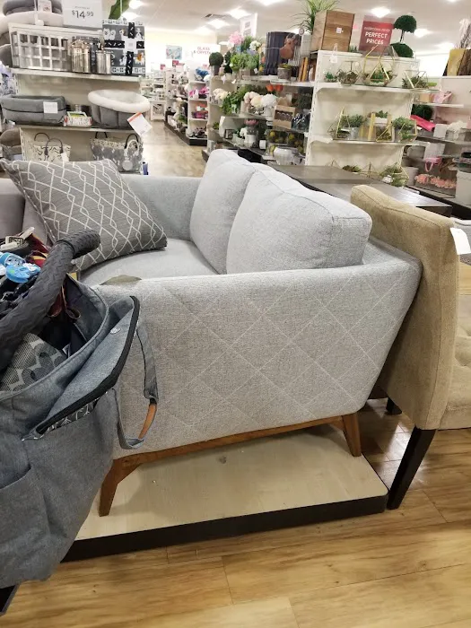 T.J. Maxx & HomeGoods 9