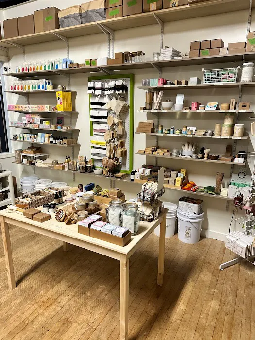Frank's Market & Refillery 7