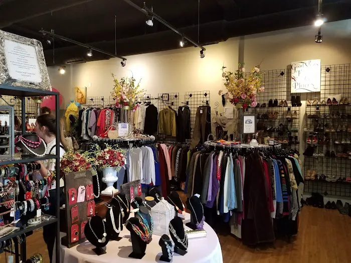 The Center Square Thrift Shop 1