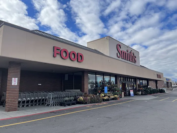 Smith's 9