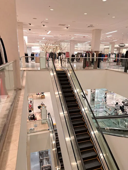 Saks Fifth Avenue 1