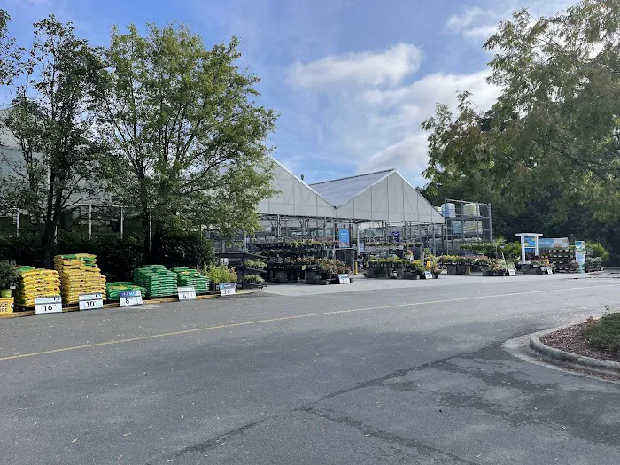 Lowe's Garden Center 5