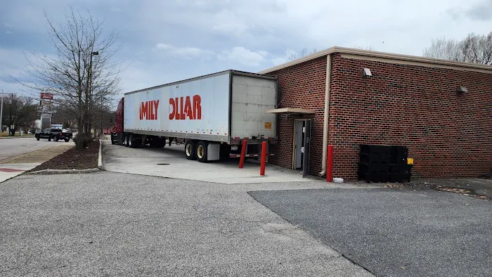 Family Dollar 7