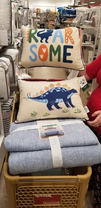 T.J. Maxx & HomeGoods 4