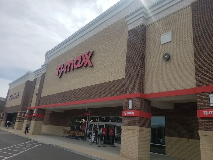 T.J. Maxx & HomeGoods 5