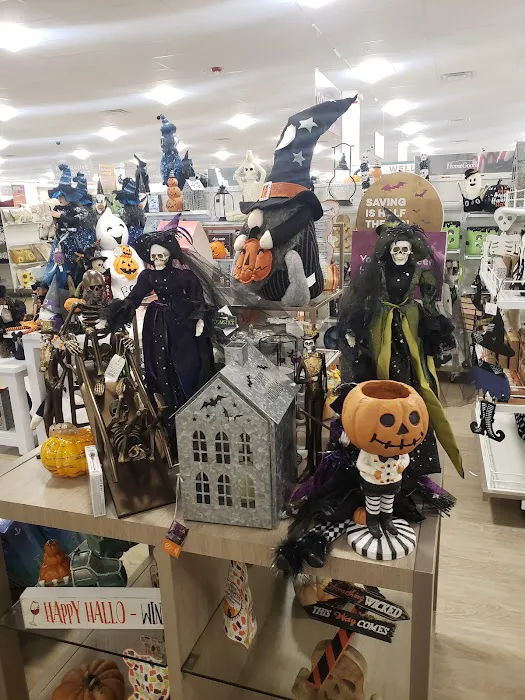 T.J. Maxx & HomeGoods 9