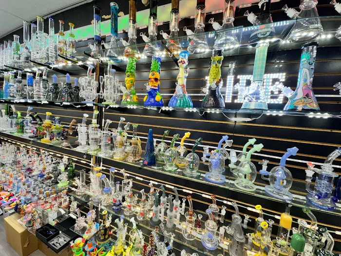 VIP Tobacco & Vape 1