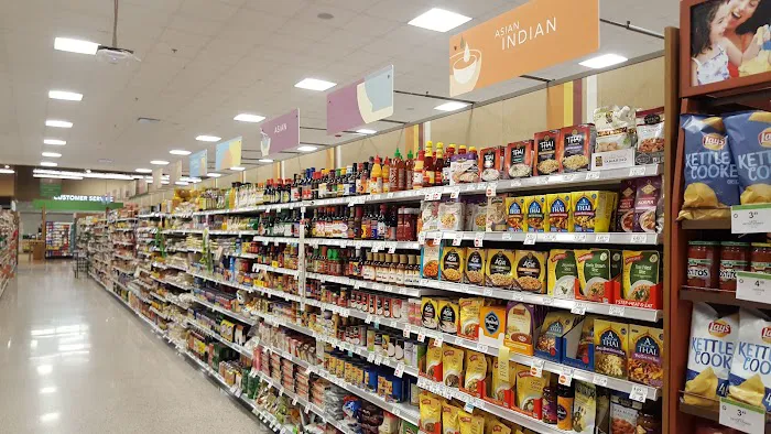 Publix Super Market at Colonial Square Shopping Center 7