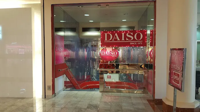 Daiso - Japanese Household Goods 0