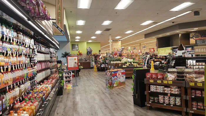 Shaw's 8