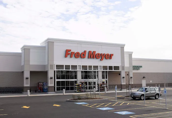 Fred Meyer 9