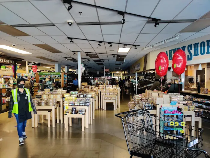 QFC 6