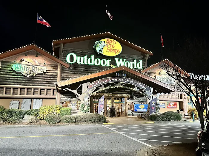 Bass Pro Shops 0