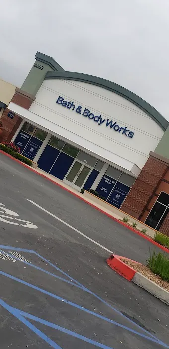 Bath & Body Works 4
