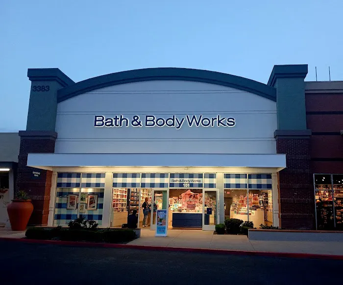 Bath & Body Works 2