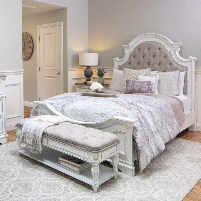 Jerome's Furniture & Mattress Store 2