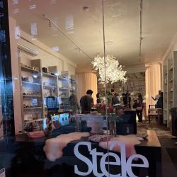 Stéle ico