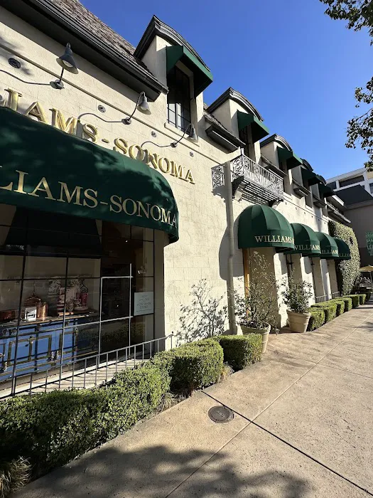 Williams-Sonoma 2
