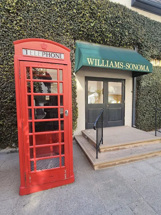 Williams-Sonoma 8