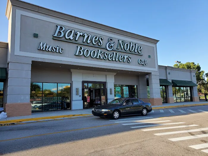 Barnes & Noble 0