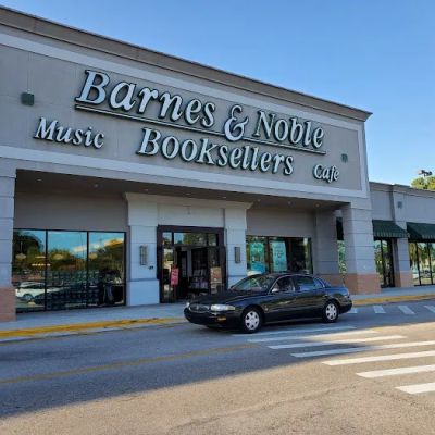 Barnes & Noble